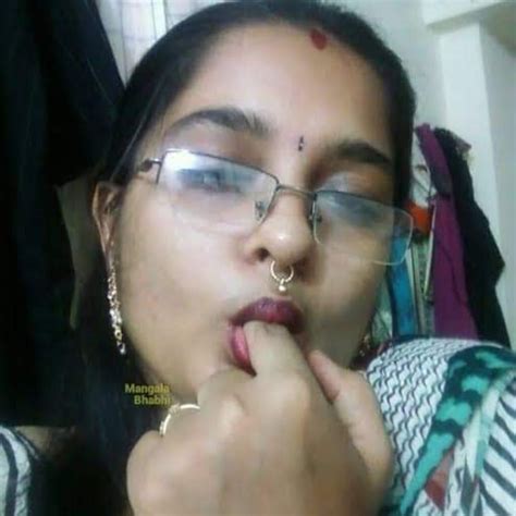 deshi pussy photo|Desi pussy pics